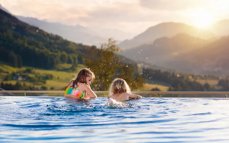 Come scegliere il miglior agriturismo con piscina in Emilia-Romagna assecondando le vostre esigenze
