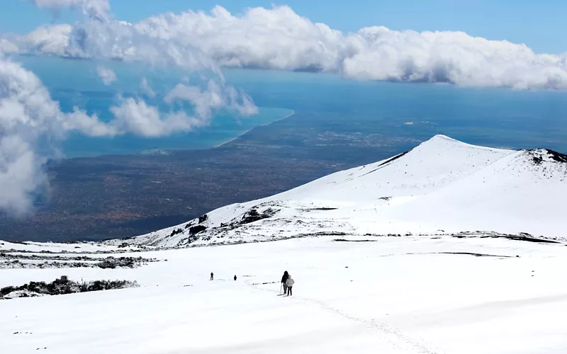 skiing etna