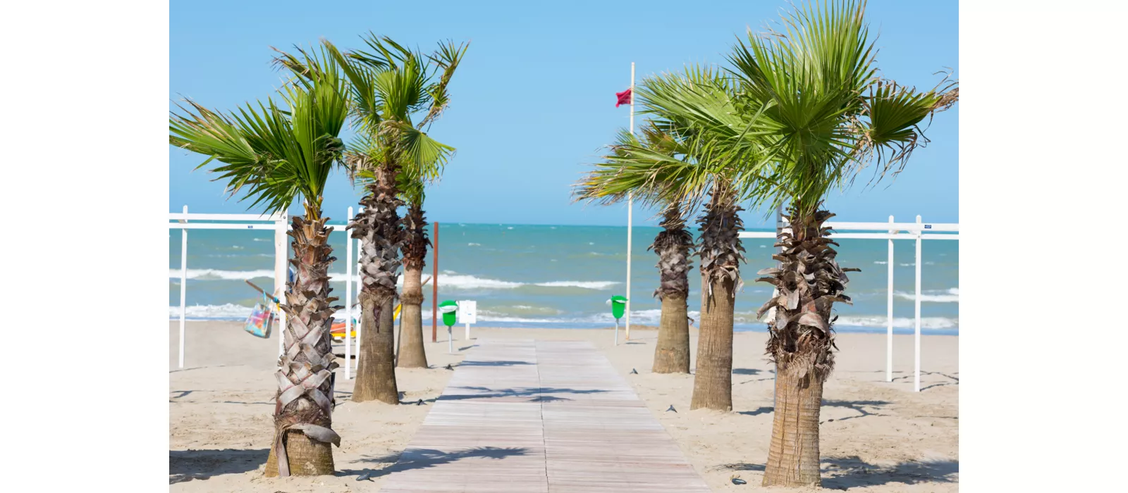 Viagem para descobrir a arquitetura balnear de Rimini