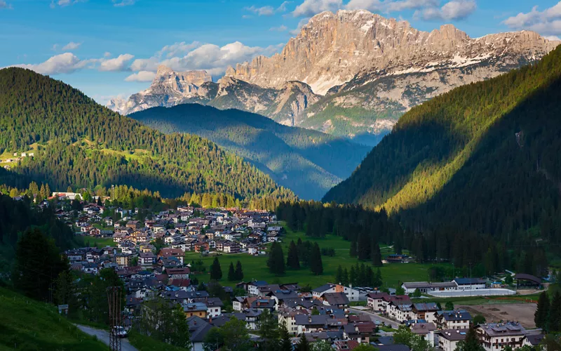 Sentados en las cumbres: el Techo de Italia y el Banco Paradiso