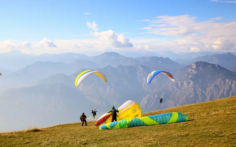 sports between the earth and sky