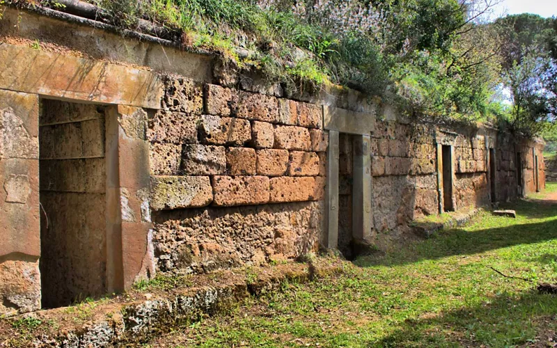 Historia e información sobre las necrópolis de Tarquinia y Cerveteri