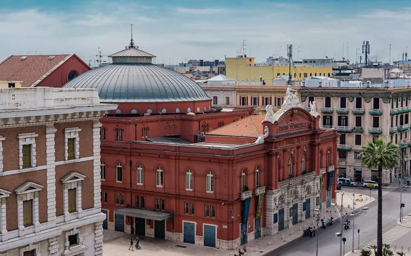 Teatro Petruzzelli a Bari