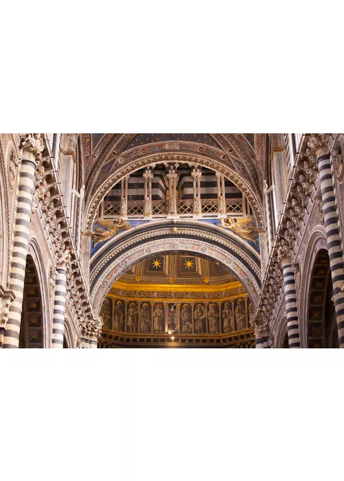 En la Toscana para descubrir el pavimento de la catedral de Siena