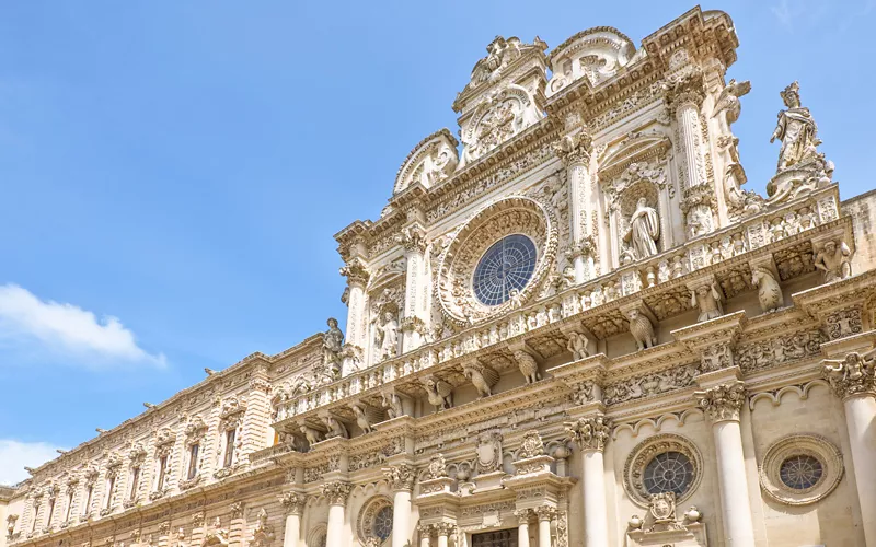 Enjoy a bike tour in Lecce