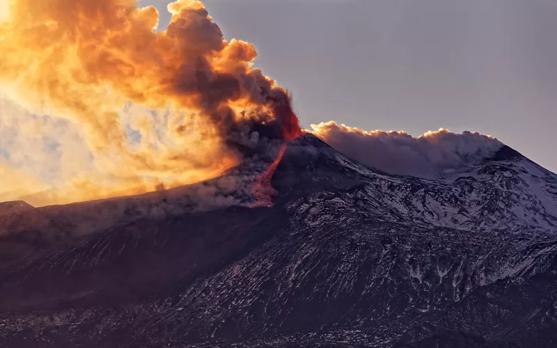 Puesta de sol en el Etna desde la vertiente norte