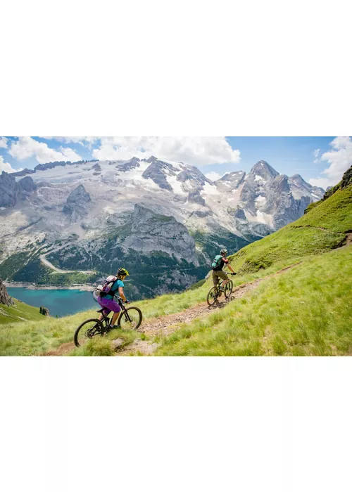 Trentino-Alto Adige in bicicletta, da Passo del Tonale a Passo Pordoi