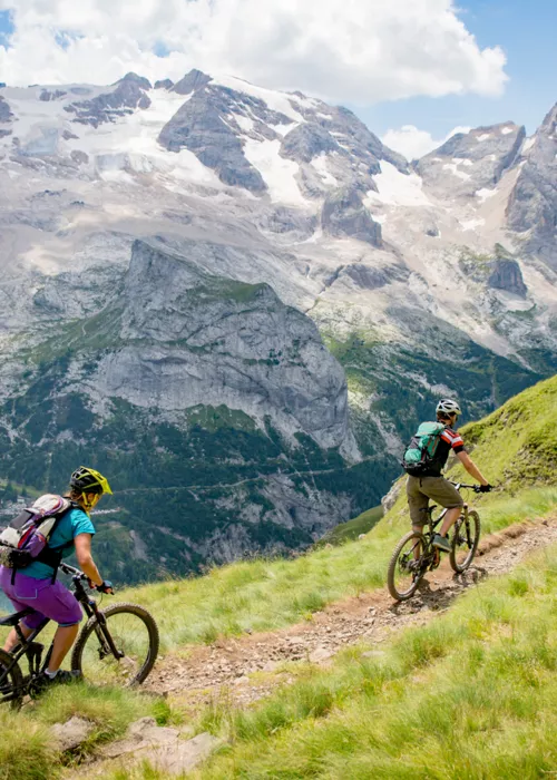 Trentino-Alto Adige in bicicletta, da Passo del Tonale a Passo Pordoi
