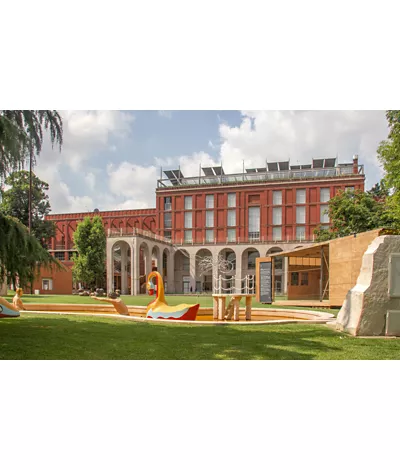 Kunst und Design treffen sich in Mailand auf der Triennale