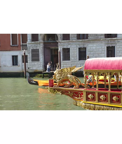 All the most exclusive spots from which to see the Venice Historical Regatta