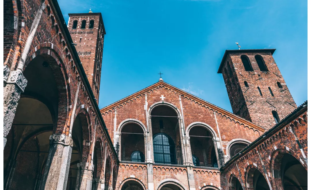 tutto su san ambrogio patrono di milano 