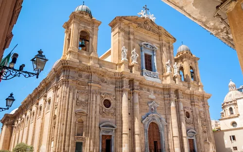 La catedral de Marsala en Sicilia