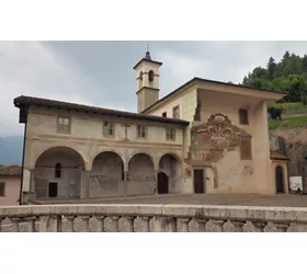 A painted itinerary, in Clusone, between history, art and time