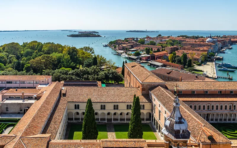 Un tour imperdibile nella piccola isola delle meraviglie