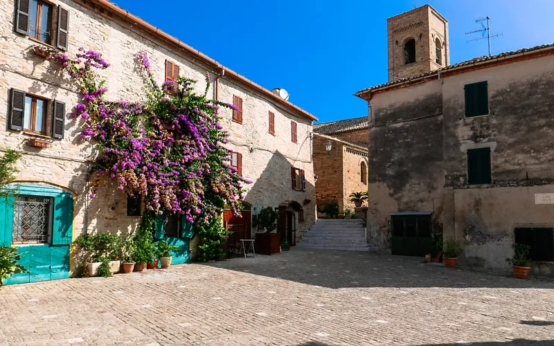 Una zambullida en Fermo