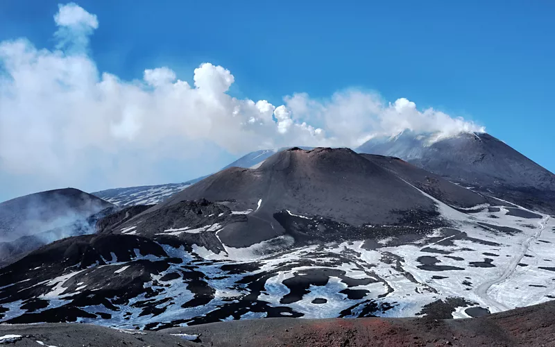 un viaje a canello en el volcán