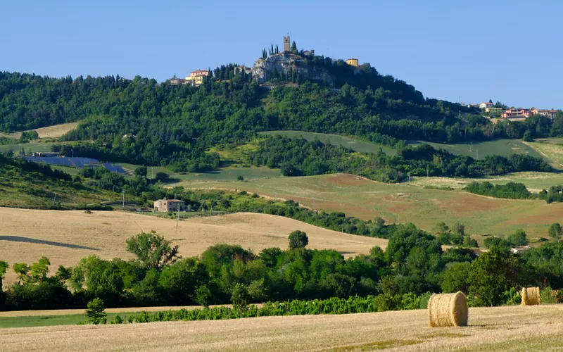 Tudo pronto em Urbania para o feriado nacional da Befana - italiani.it