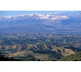 De la vallée du Crati à la Sila Greca