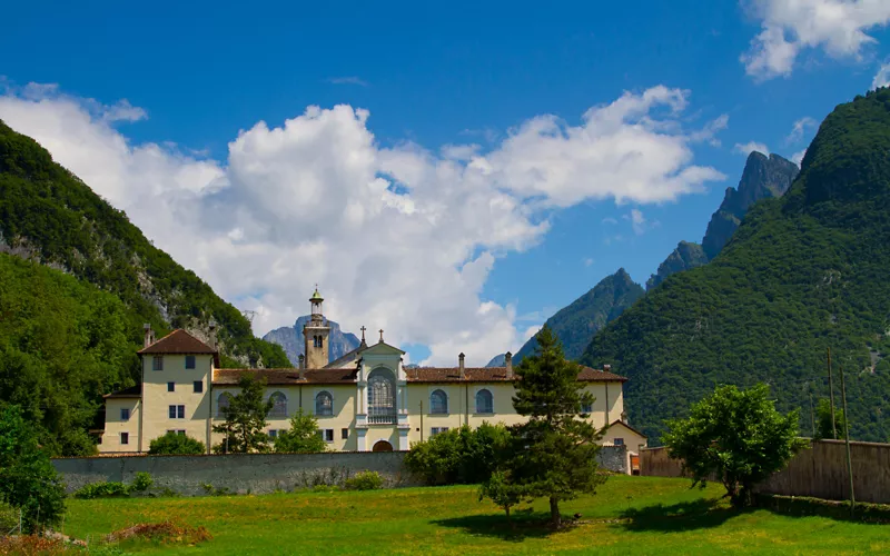 Vedana: das Kloster und die Bergwerke der Calle Imperina