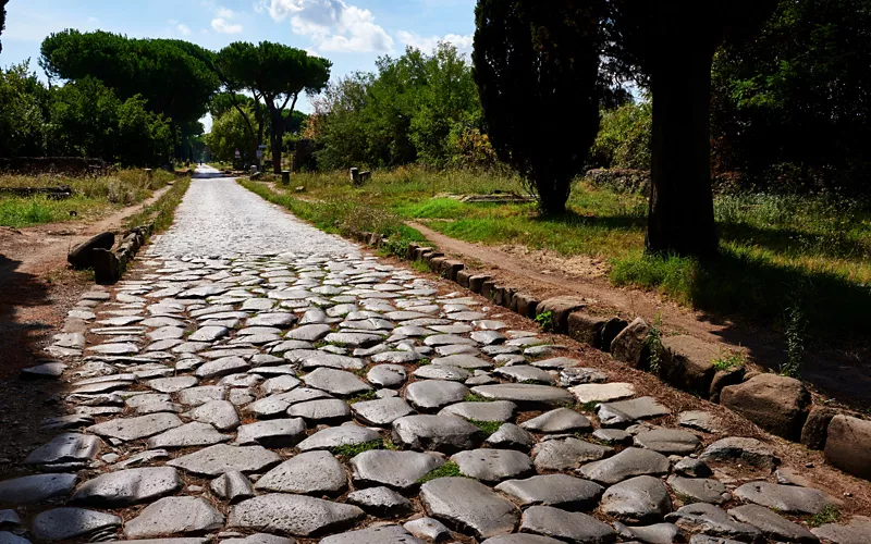 The Ancient Appian Way through archaeology, faith and nature