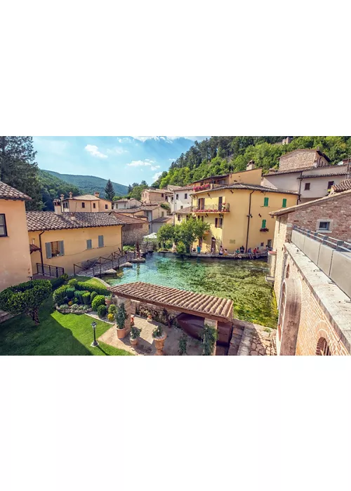 Reise zur Entdeckung von Rasiglia, dem „Kleinen Venedig Umbriens“, und Umgebung