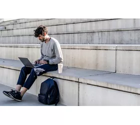 Workation smart: o trabalho "em casa" nos vários centros de Itália