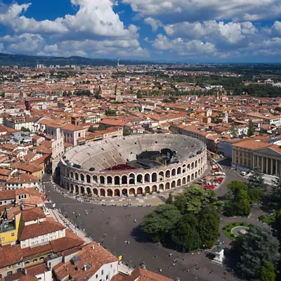 1600X1600_arena_verona_giorno