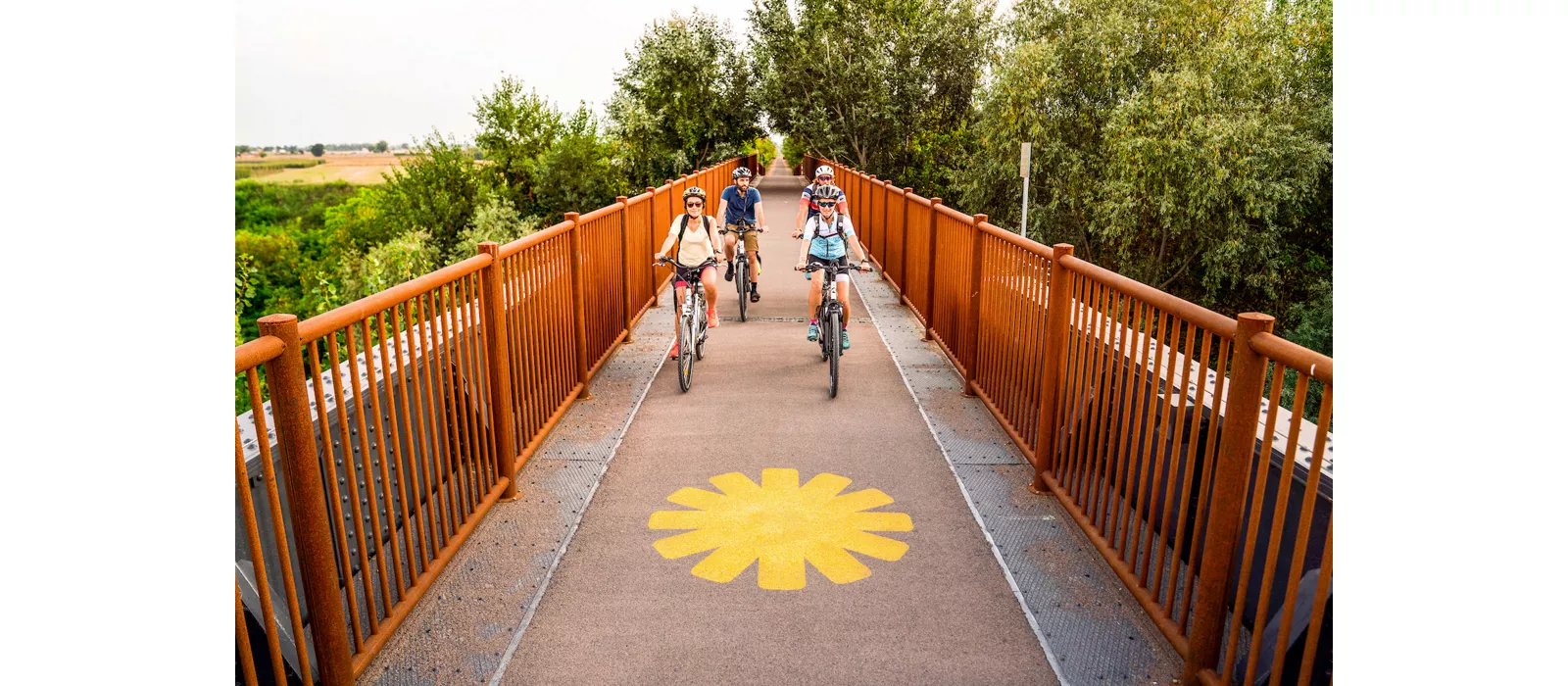 Sole cycle path with children