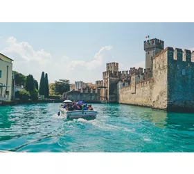 Sirmione: Walking Tour + Boat Tour