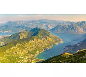 Trekking a cavallo sull’Alta Via dei Monti Liguri: tra Appennino e mare delle Cinque Terre