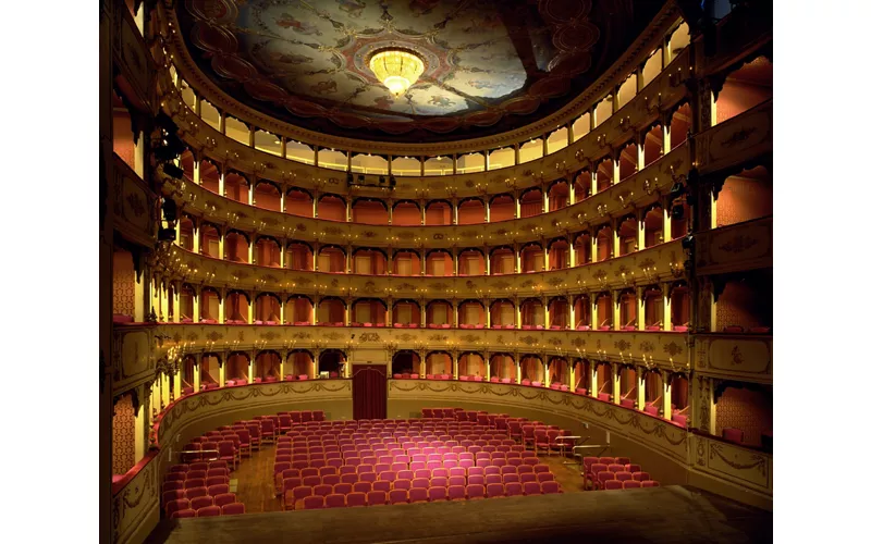 Dove la musica e la scena aprono il racconto