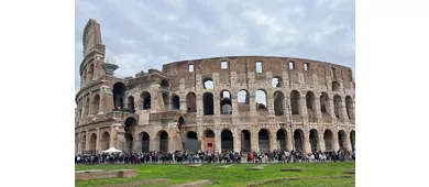 Colosseo, Foro Romano e Palatino + Tour guidato per gruppi ristretti