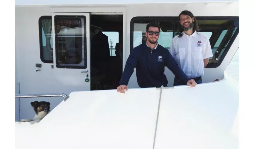 Murano y Burano: Excursión en barco + Demostración de soplado de vidrio desde la estación de tren