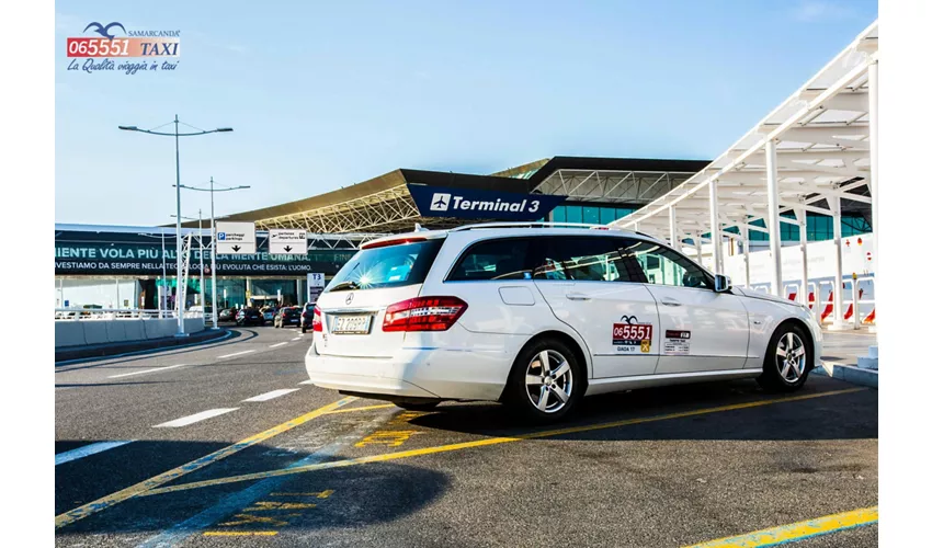 Trasferimento in taxi privato a prezzo fisso per l'aeroporto di Fiumicino da Roma