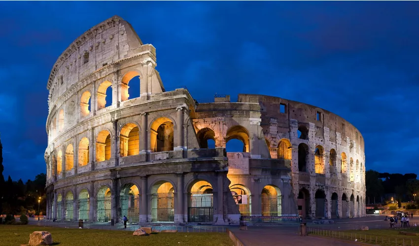 Colosseo, Arena, Foro Romano e Palatino + Tour in autobus