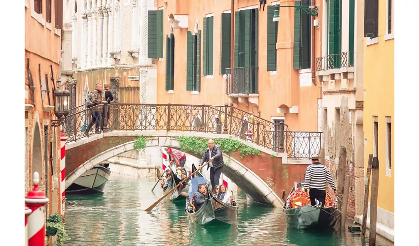 Venice: Shared Gondola Ride