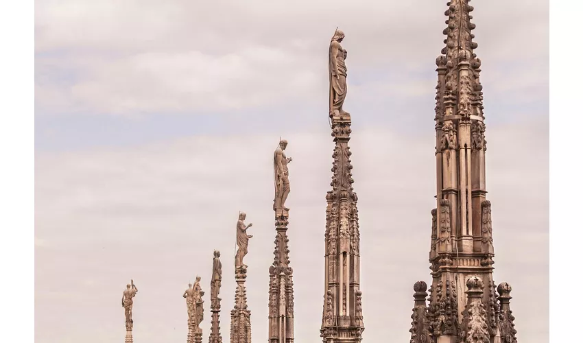 Duomo di Milano: Guided Tour + Rooftop Access