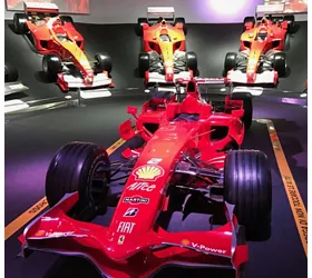 Museo Ferrari Maranello: Entrada