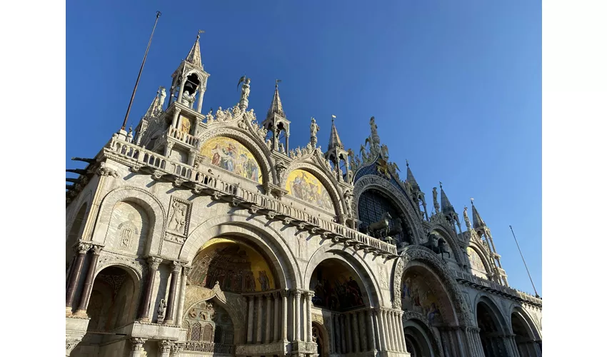 St. Mark’s Basilica: Skip The Line Entry Ticket with Terrace + Pala D’Oro Access