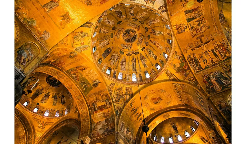 St.Mark’s Basilica: Guided Tour With Terrace Access