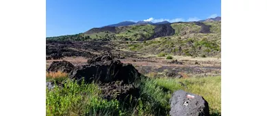 Monte Etna: Excursión guiada de un día desde Taormina + Traslado de ida y vuelta