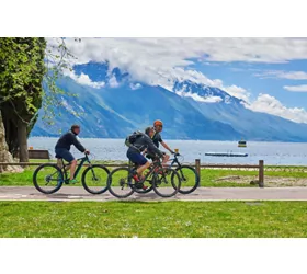 Zehn italienische Seen für Ihren Aktivurlaub