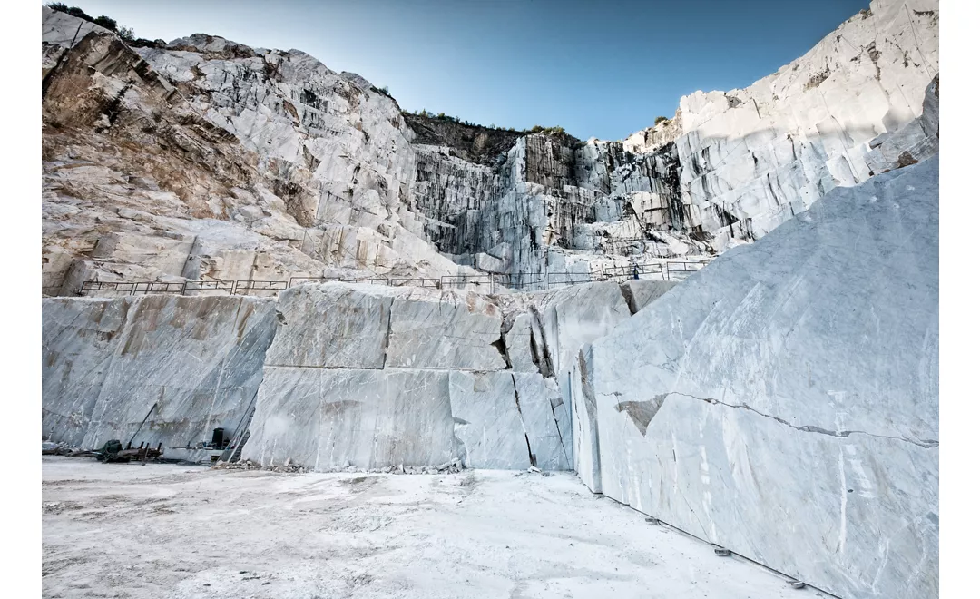 Carrara: La Perla Marmorea della Toscana - Italia.it