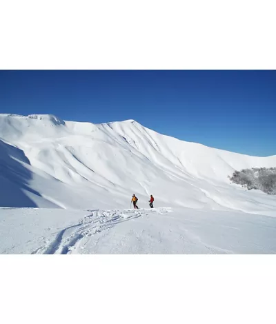 Corno alle Scale: night-time snowshoe sessions and long walks beneath the mountain peaks