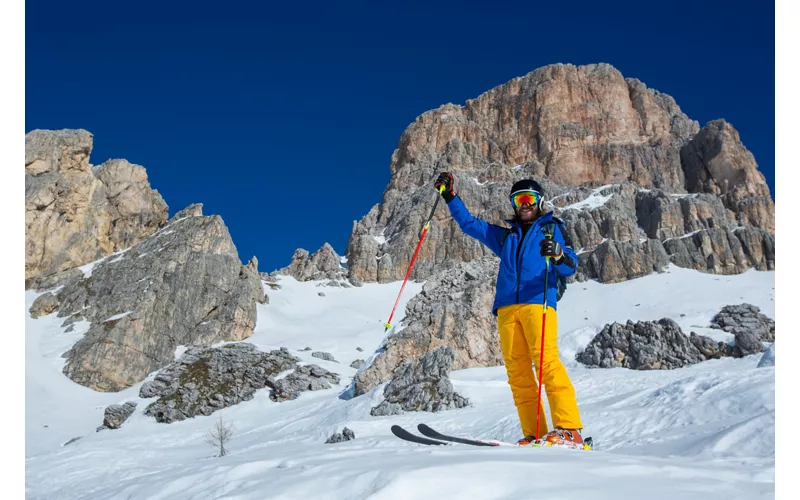 Extreme-Skiing in the Dolomites at Vallençant Couloir - Dolomiti