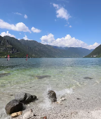 Lake Idro, Vesta beach