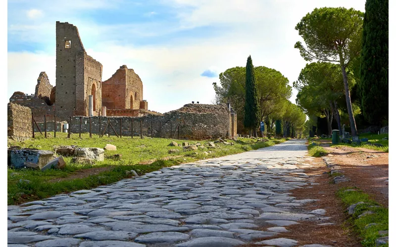 A lo largo de la Appia Antica, desde Roma hasta los Castelli Romani