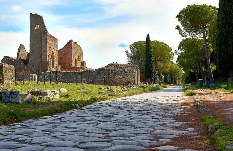 A lo largo de la Appia Antica, desde Roma hasta los Castelli Romani