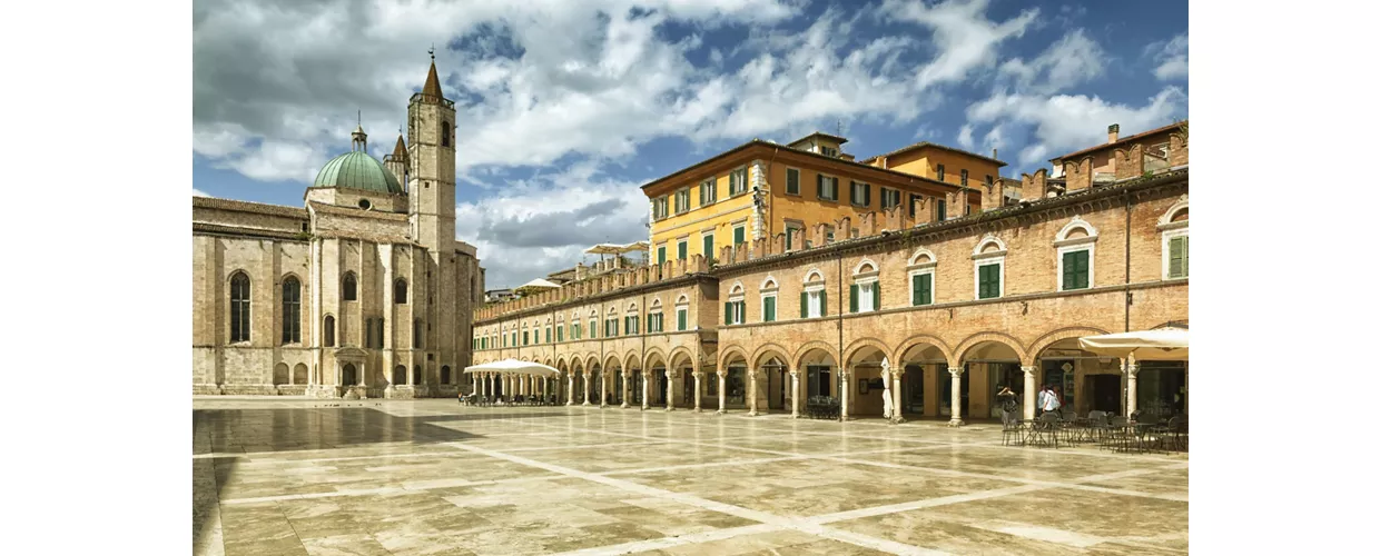 Ascoli Piceno — travertine city, Le Marche