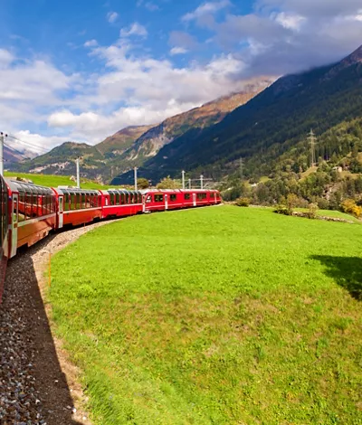 Rhaetian Railway, the engineering masterpiece crossing part of the Alps